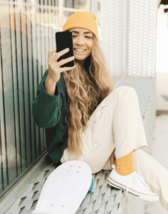 girl-with-skateboard